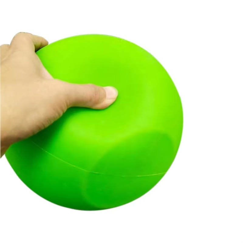 Rubber Soft Kettlebell Water F - огляд і ціна Kettlebell